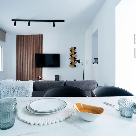 Santa Rosa Apartment
