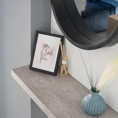 Santa Rosa Apartment *